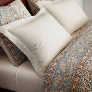 Pottery Barn King size duvet and 2 king size pillow cases